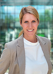 Bernadette Hoeritzauer