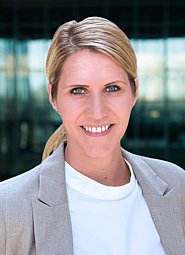 Bernadette Hoeritzauer